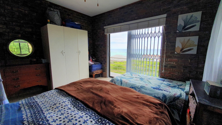 5 Bedroom Property for Sale in Dana Bay Western Cape